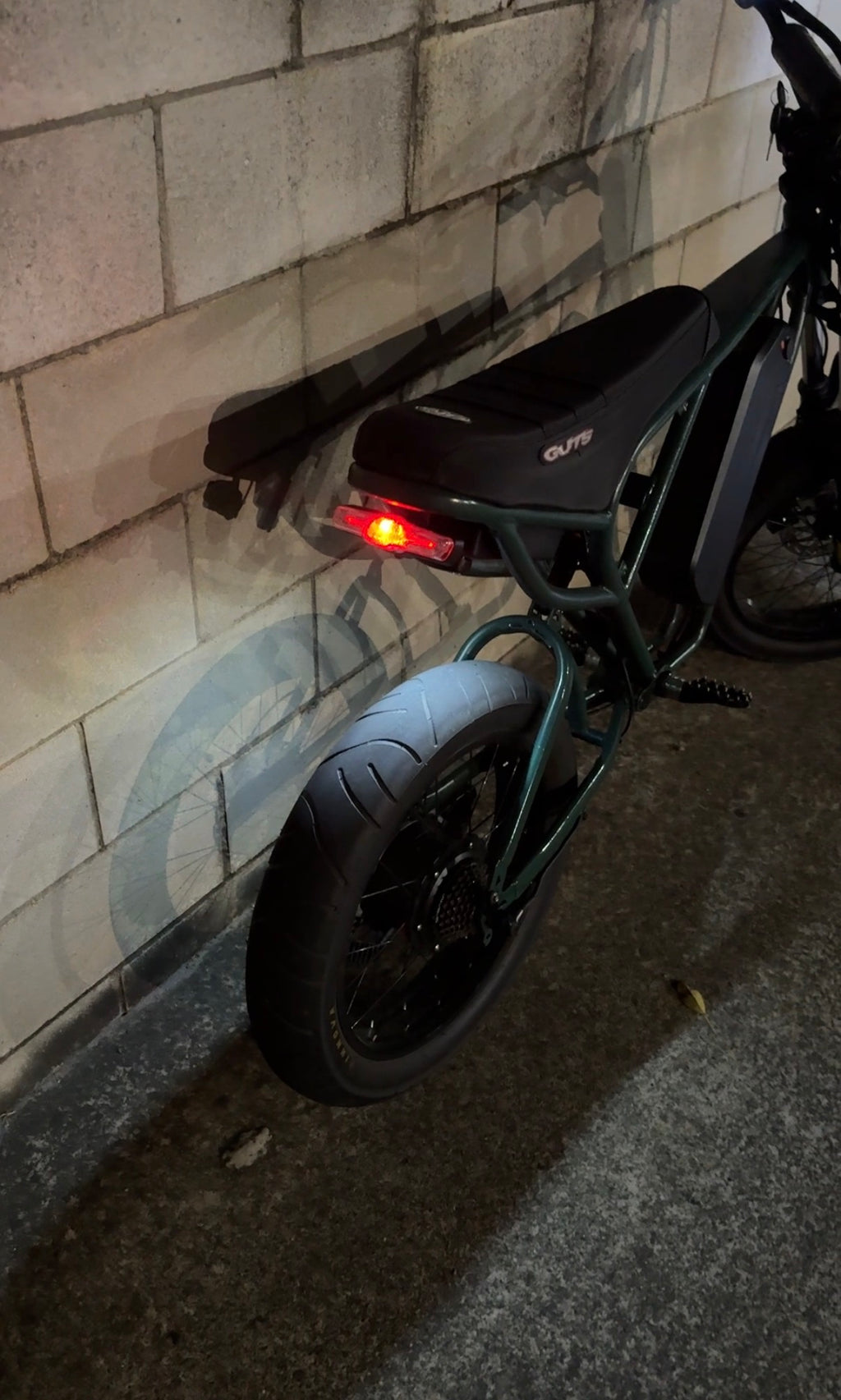 Motoclaw Ridstar Rock light v1