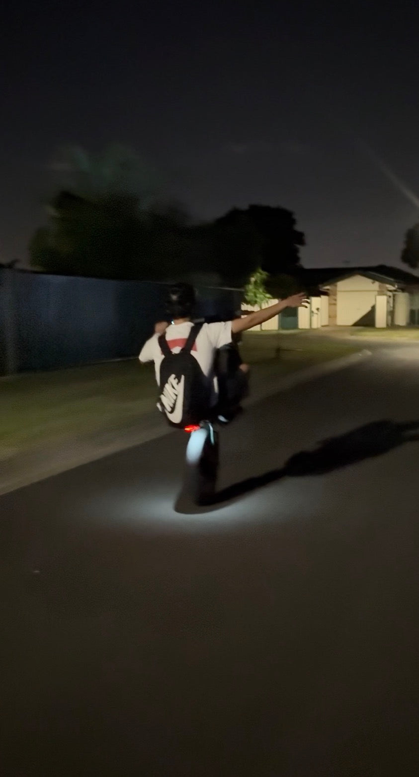 Motoclaw Ridstar Rock light v1